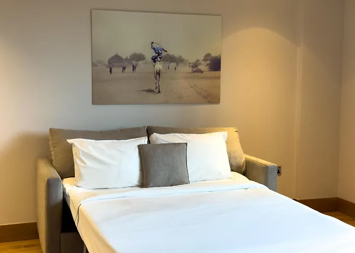 Tower Suites By Blue Orchid Londra